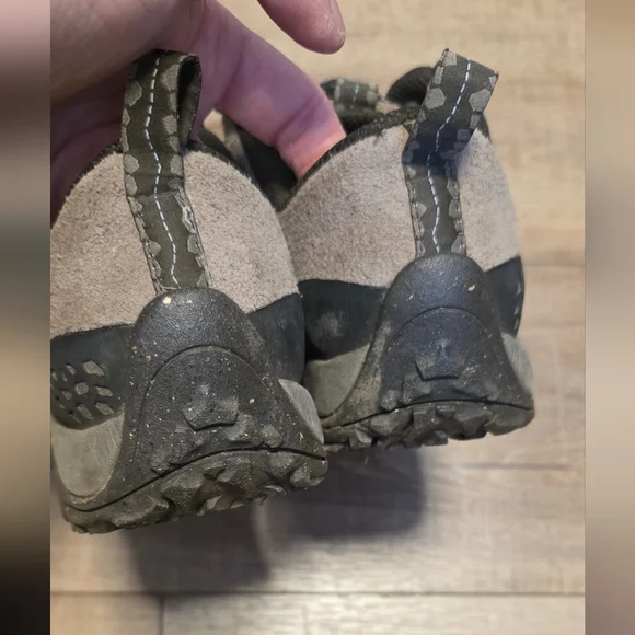 Patagonia ($160) Vibram Trail Hiking Shoes Suede Brown Low Top Outdoor Comfort - Picture 4 of 8